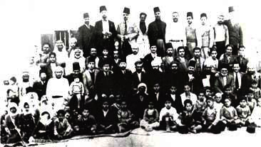 بعض أفراد الجماعة الأحمدية من فلسطين وسوريا عام 1929